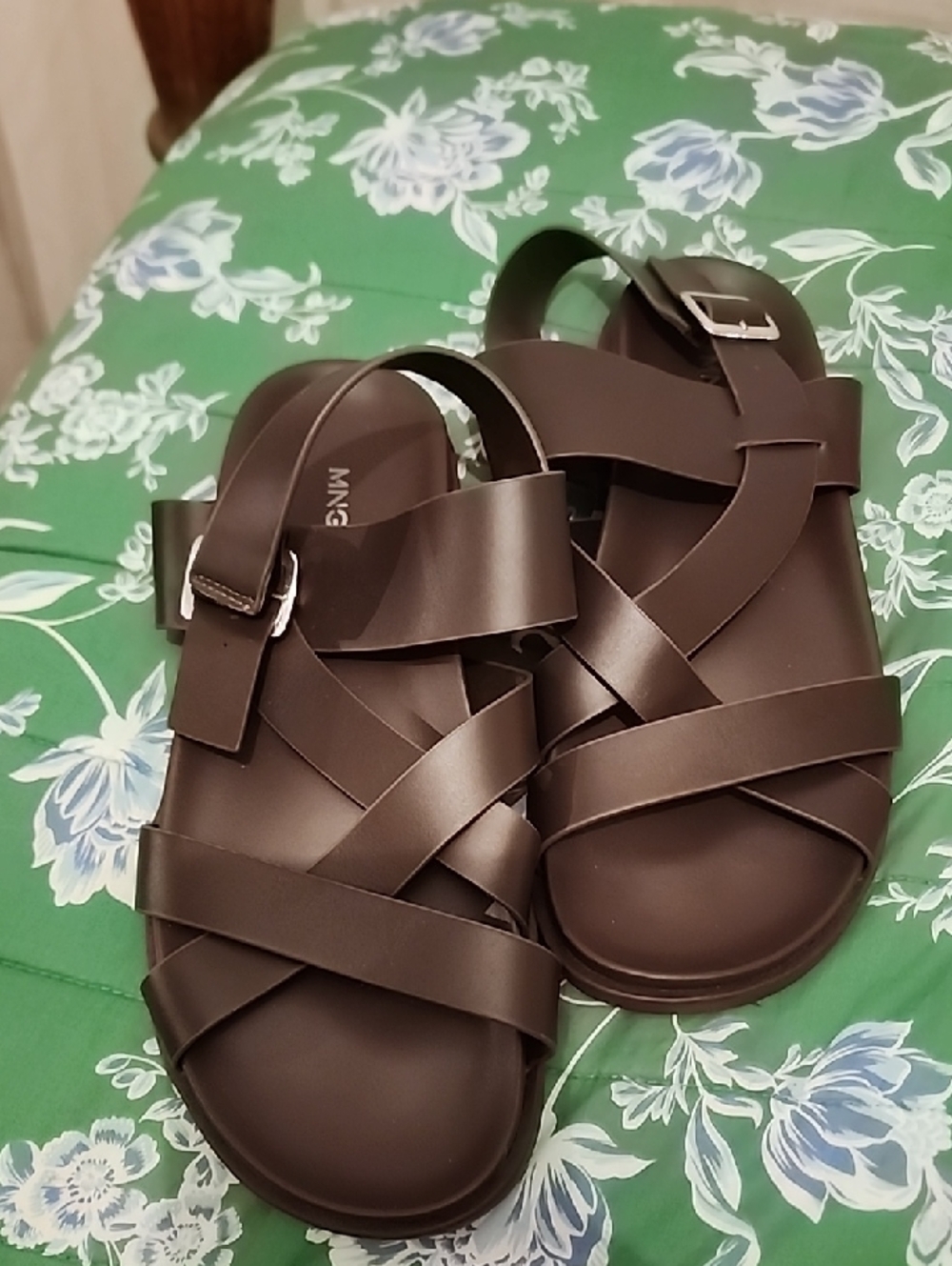 Mango Dark Brown Crisscross Buckle Men's Sandals